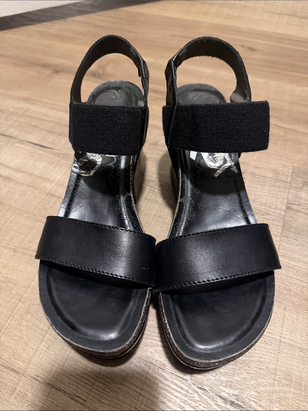 OTBT Black Wedges
